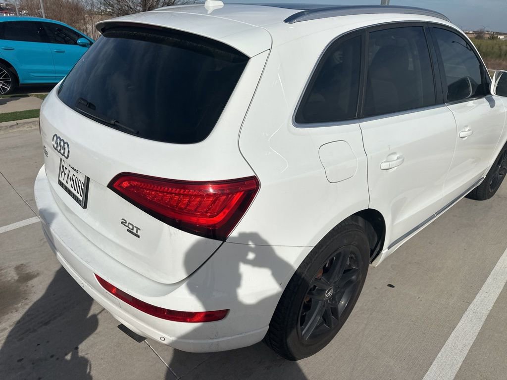 Used 2013 Audi Q5 2.0T Premium Plus w/ Premium Plus Pkg image 2