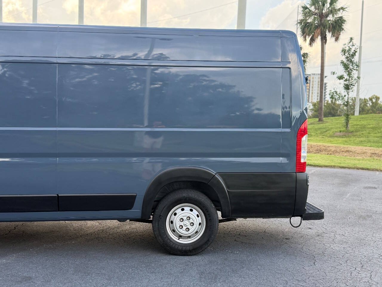 Used 2020 RAM ProMaster 3500 FWD image 5