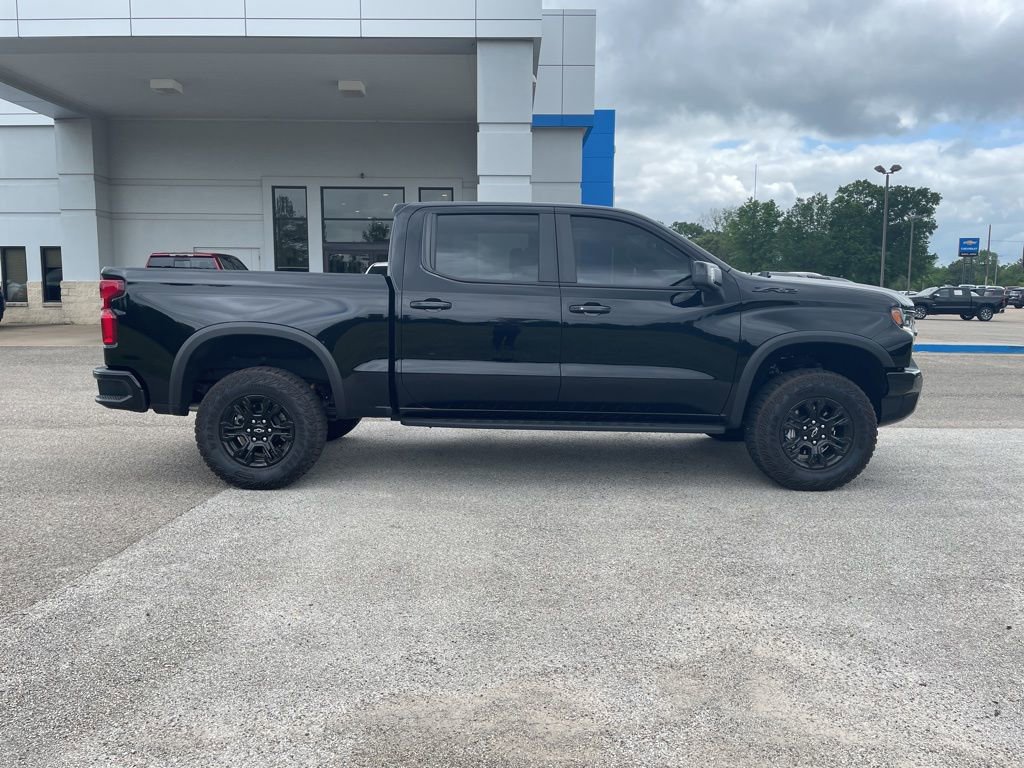 Used 2025 Chevrolet Silverado 1500 ZR2 w/ Technology Package image 6