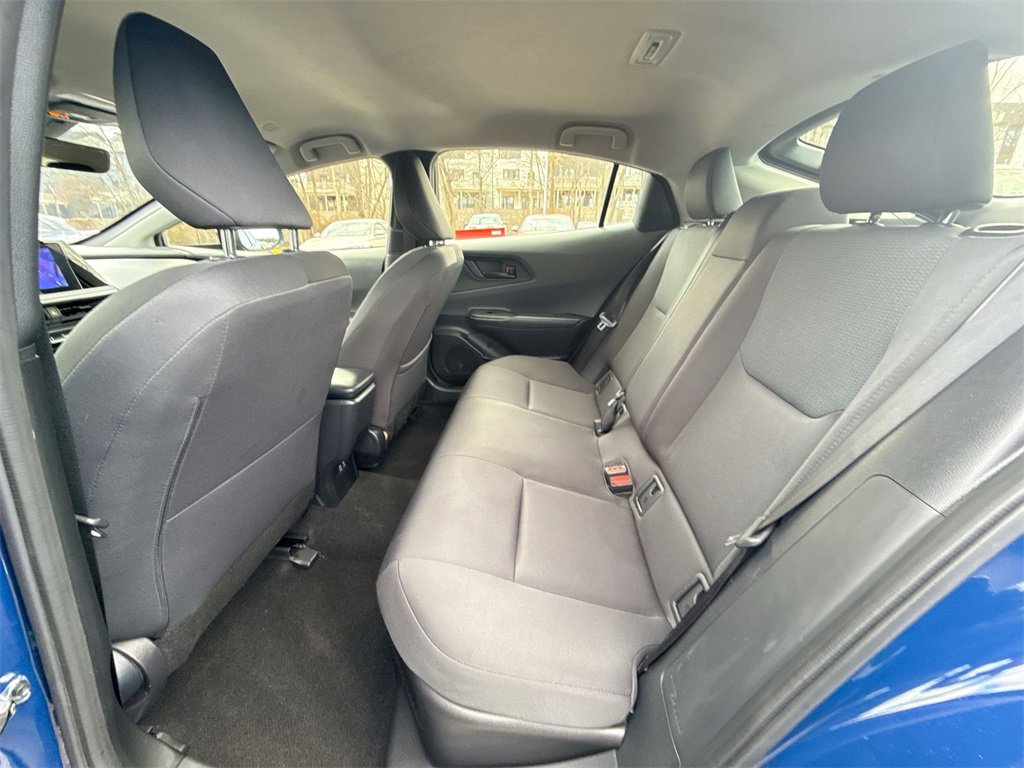 Used 2024 Toyota Prius LE image 24