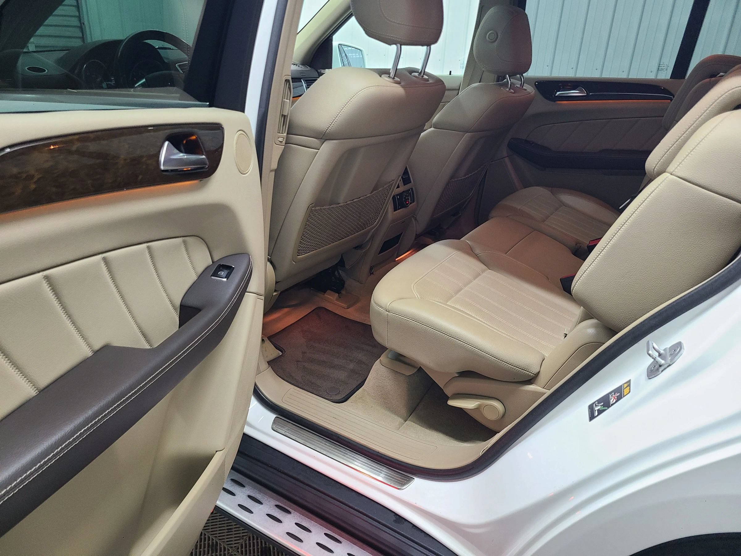 Used 2016 Mercedes-Benz GL 450 4MATIC image 34