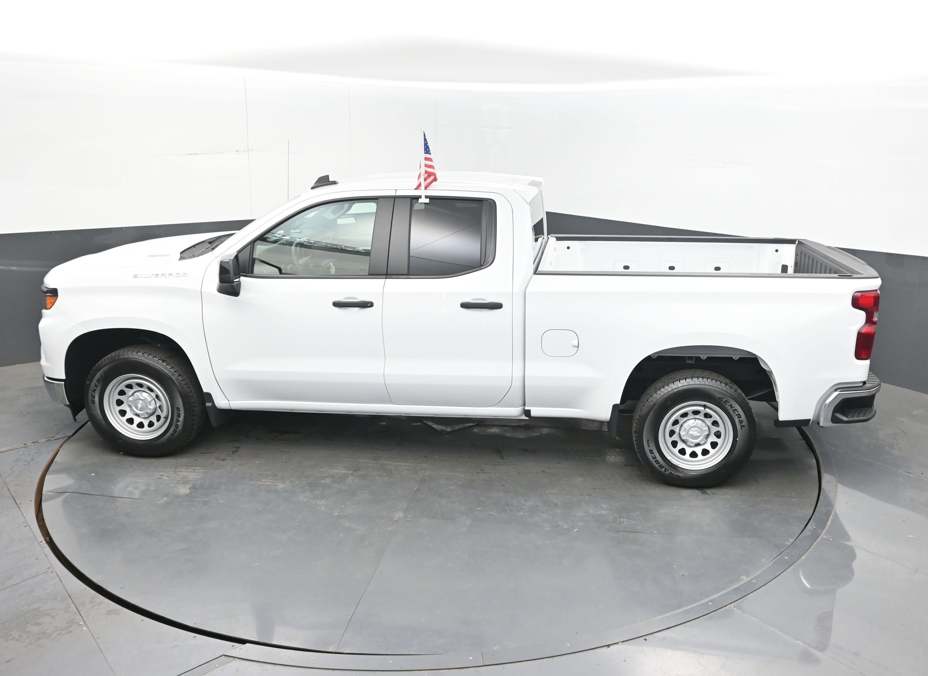 Used 2025 Chevrolet Silverado 1500 W/T w/ WT Safety Package RWD image 36