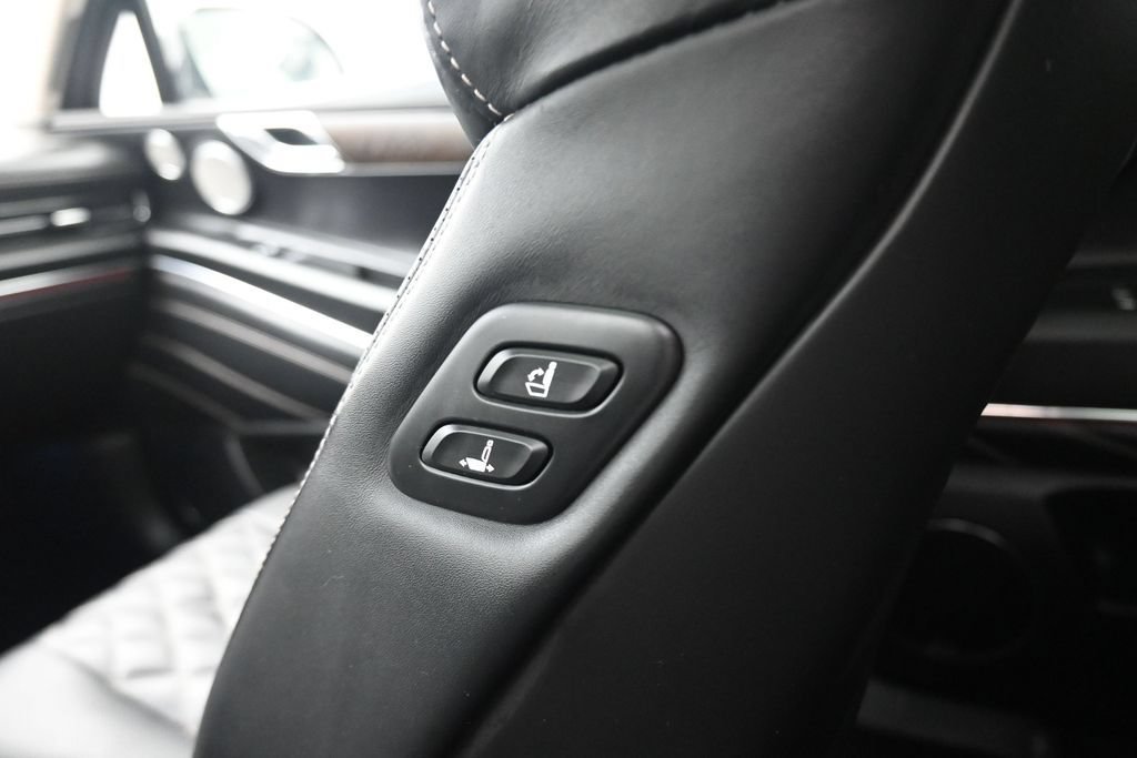 Used 2024 Genesis GV80 3.5T w/ Prestige Package AWD/4WD image 43