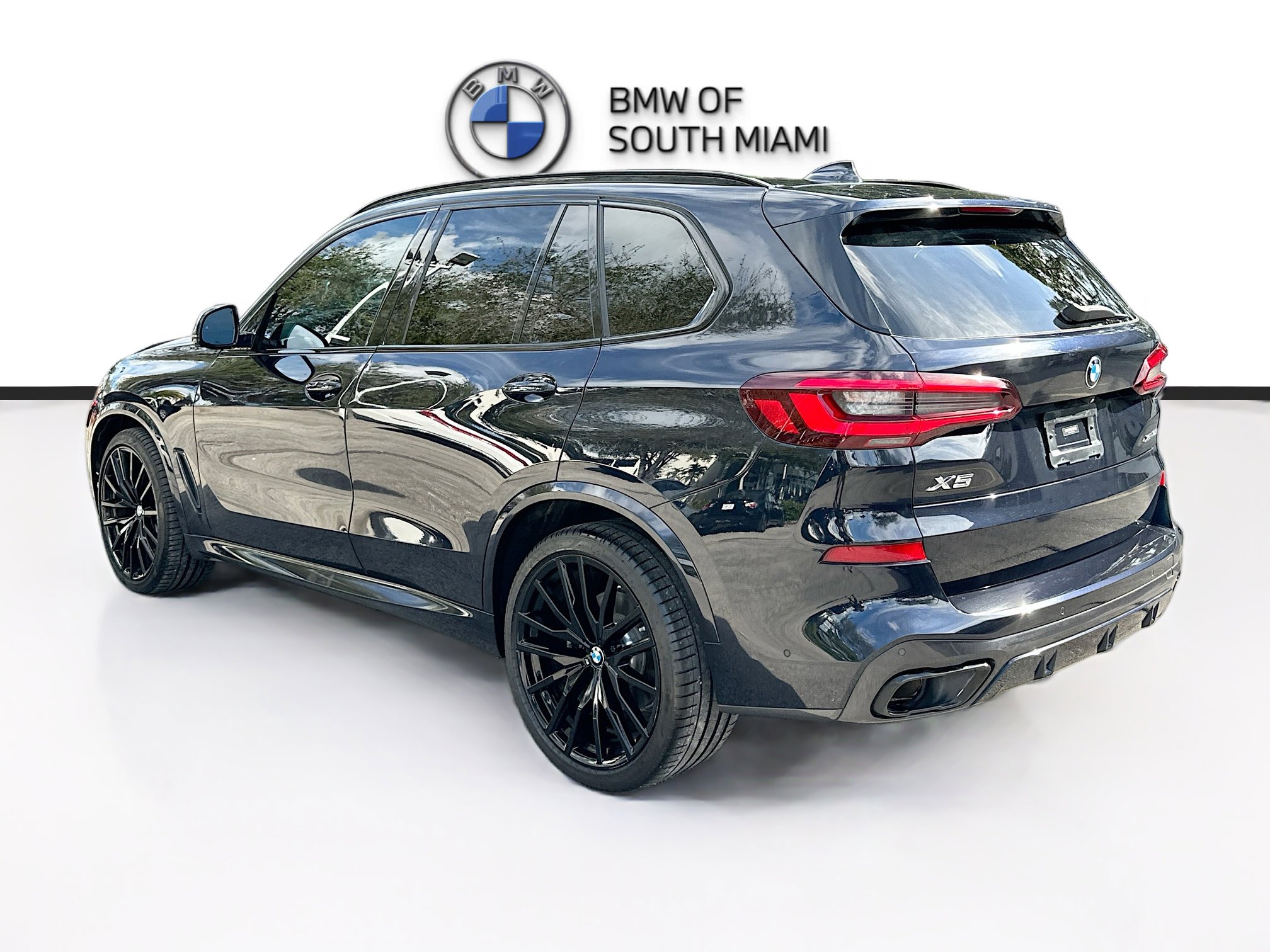 Used 2020 BMW X5 xDrive40i w/ M Sport Package image 5