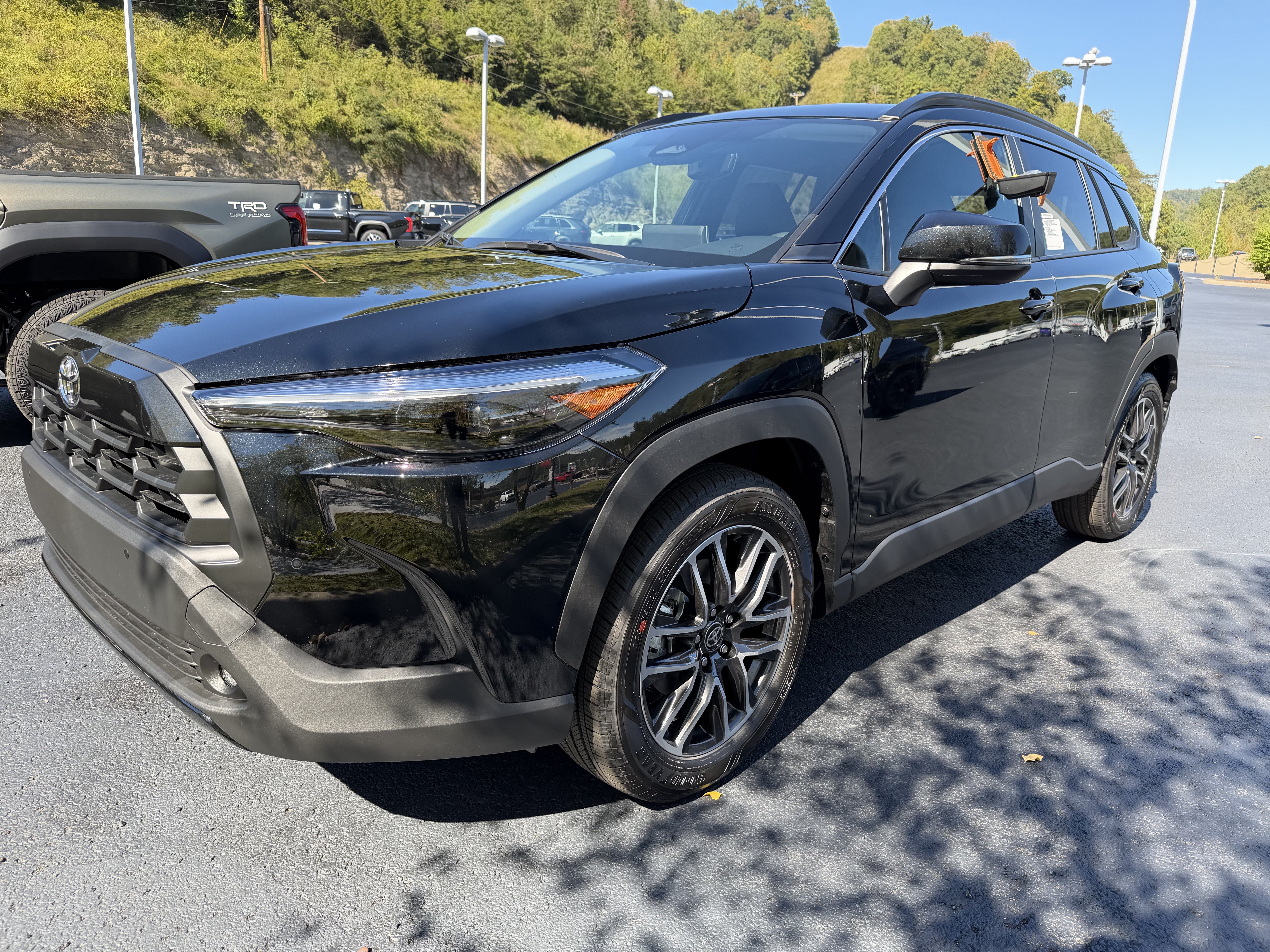 New 2026 Toyota Corolla Cross XLE FWD image 3