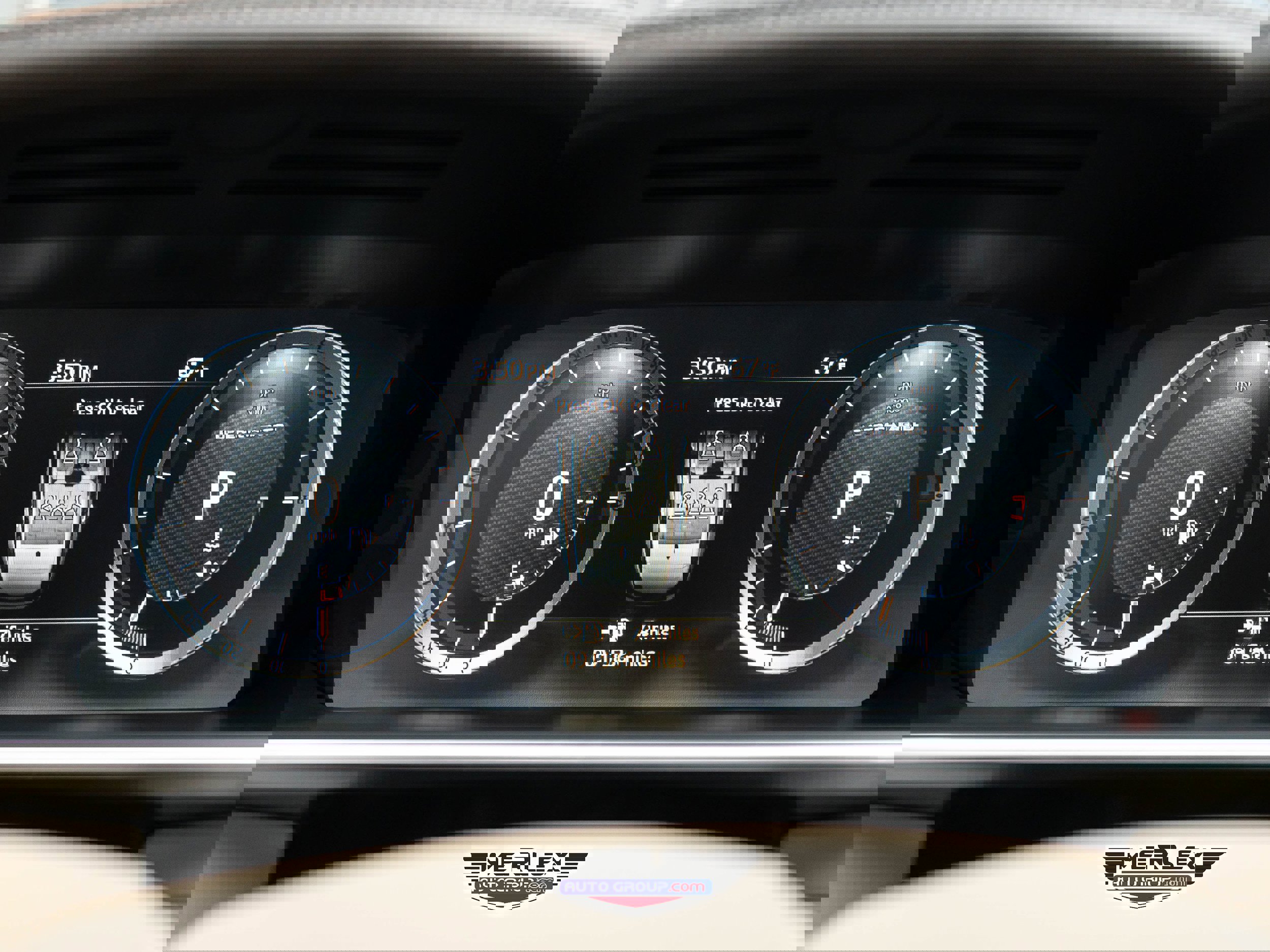 Used 2017 Land Rover Range Rover Supercharged image 31