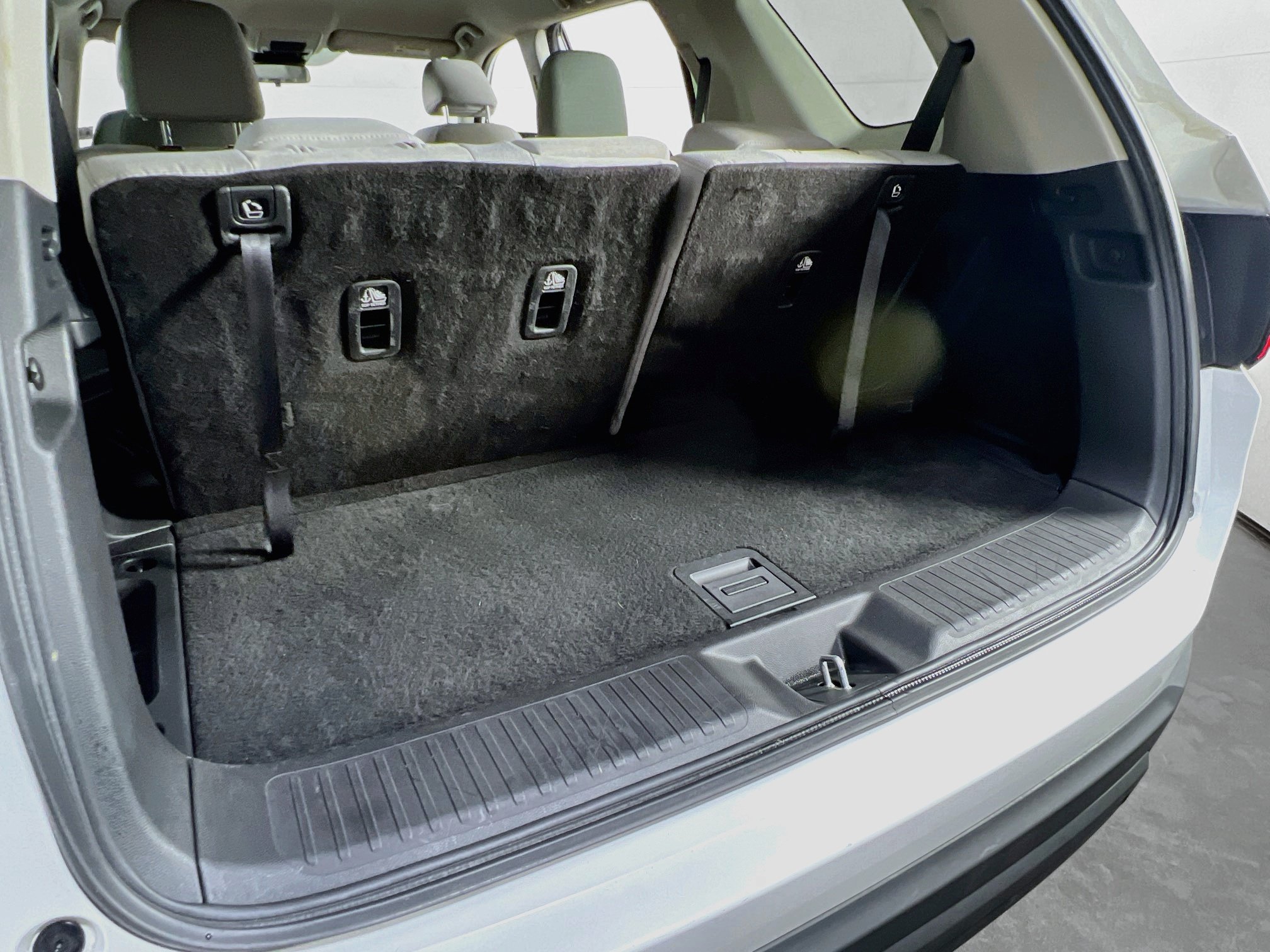 Used 2023 Honda Pilot LX image 23