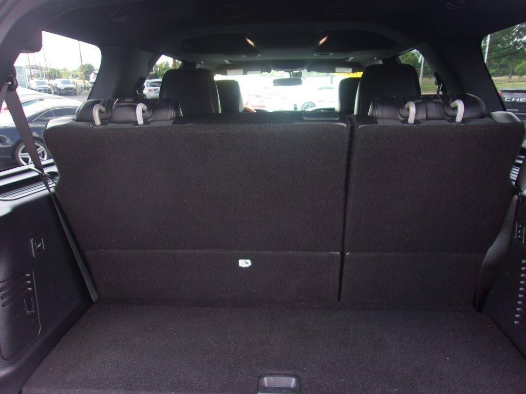 Used 2015 Lincoln Navigator 2WD image 9