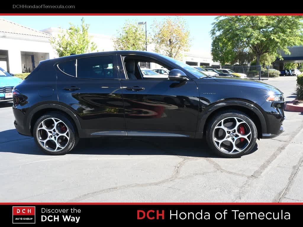 Used 2024 Alfa Romeo Tonale Veloce w/ Premium Interior Package AWD/4WD image 5
