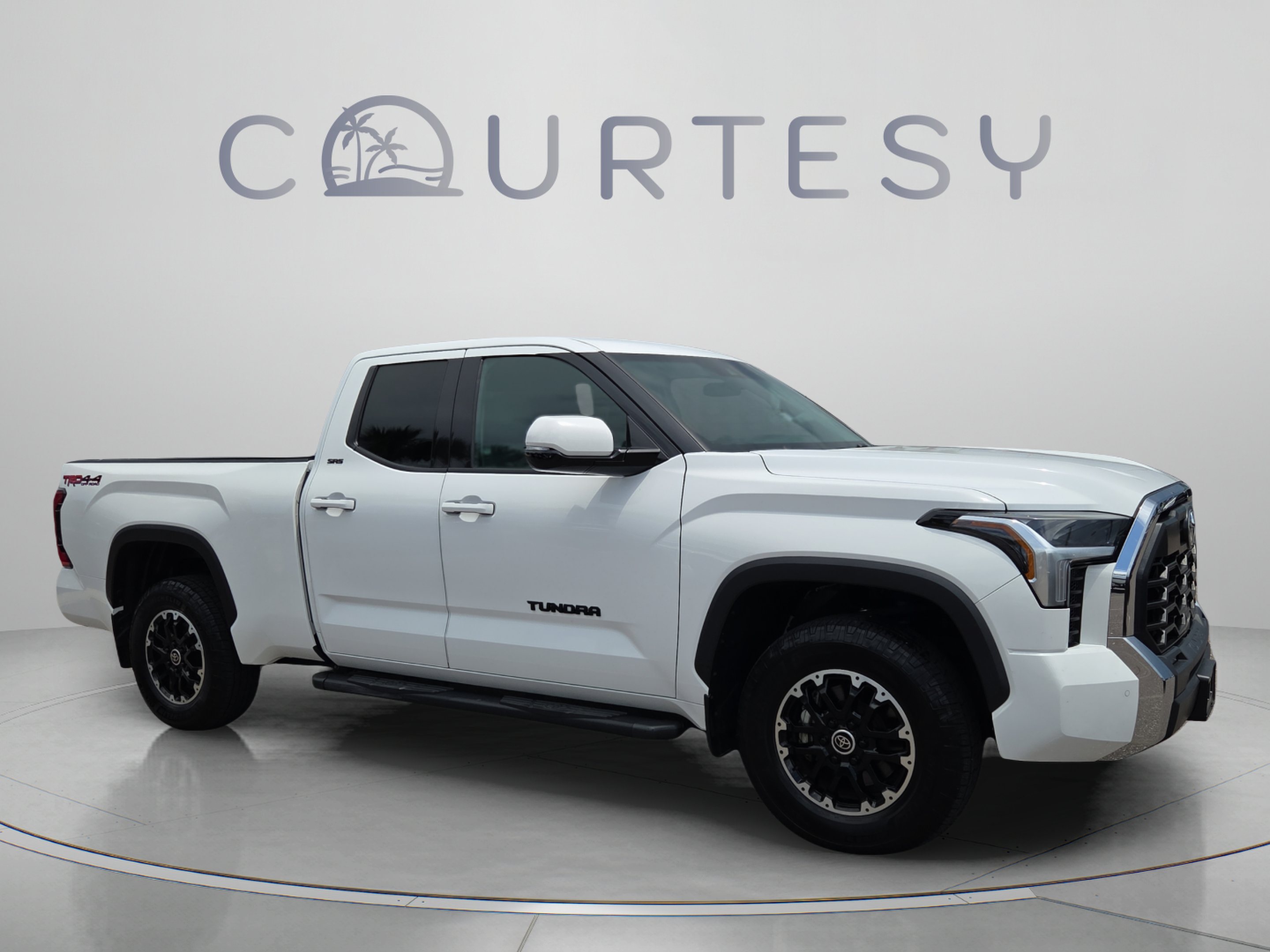 Used 2022 Toyota Tundra SR5 w/ TRD Off-Road Package AWD/4WD image 7