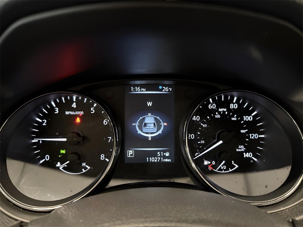 Used 2017 Nissan Rogue SV w/ Sun & Sound Touring Package image 23