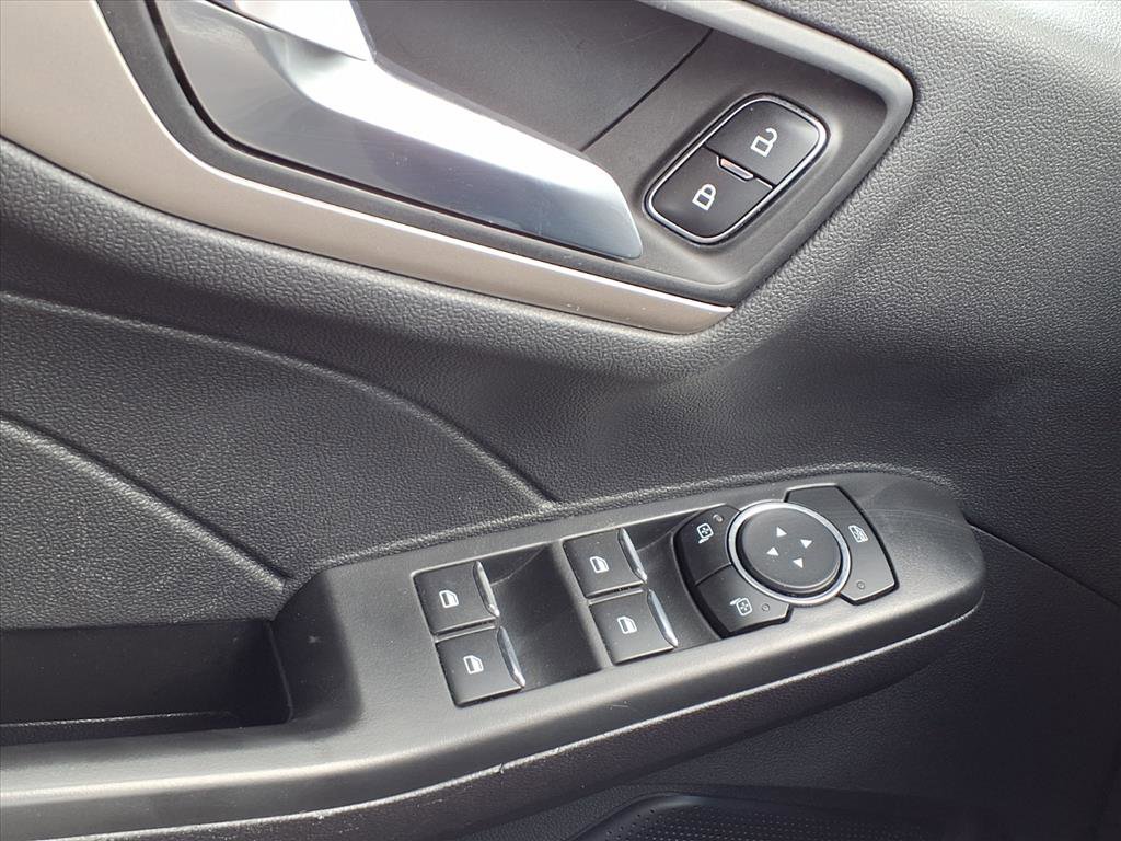 Certified 2022 Ford Escape SEL image 18