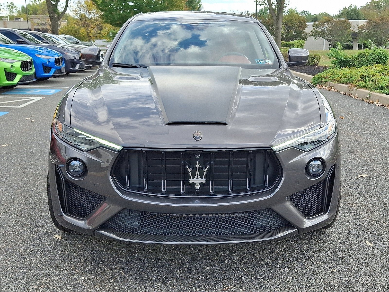 Used 2019 Maserati Levante Trofeo AWD/4WD image 2