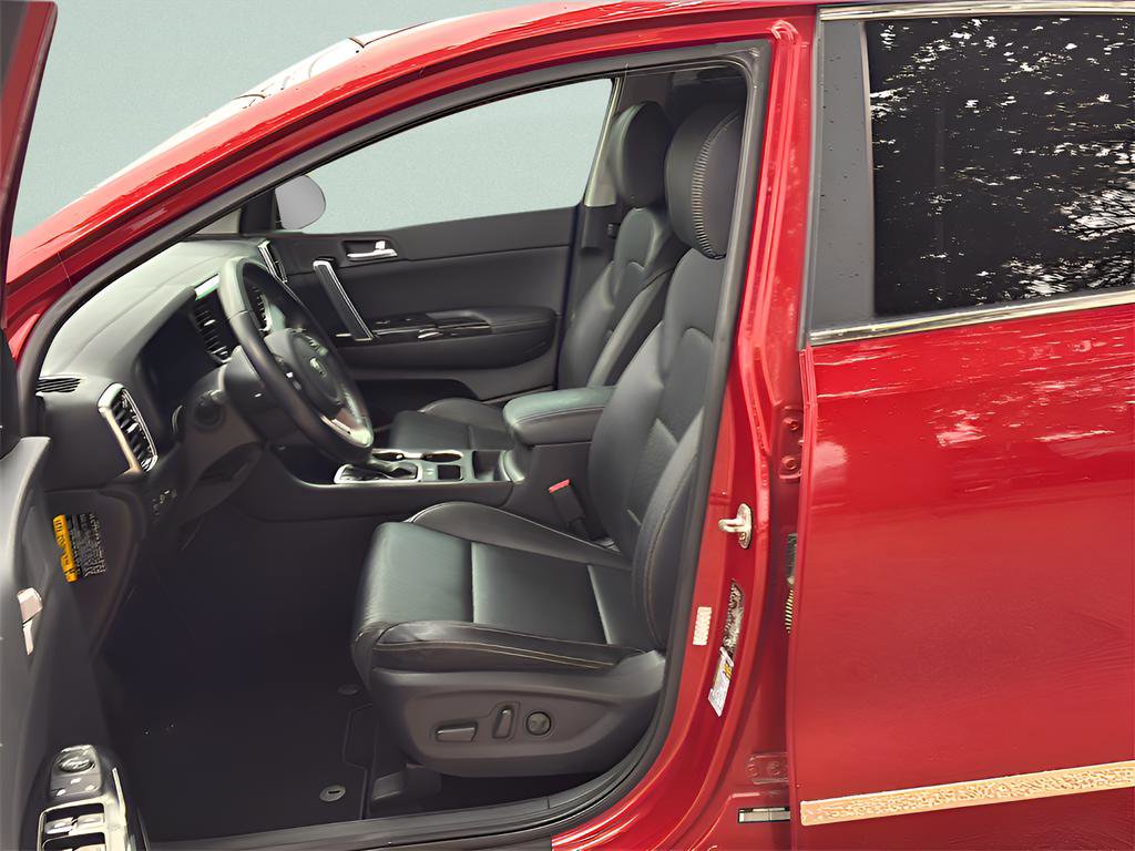 Used 2021 Kia Sportage EX FWD image 29
