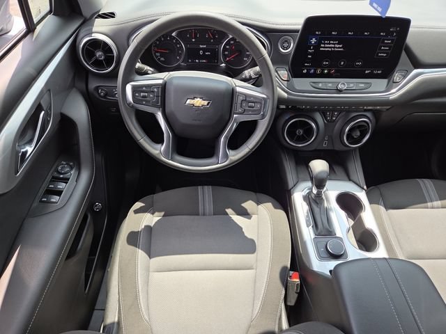 Used 2023 Chevrolet Blazer LT w/ Convenience Package FWD image 23