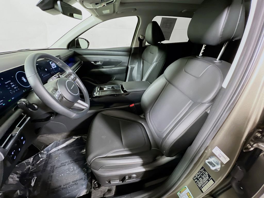 Used 2025 Hyundai Tucson SEL image 18