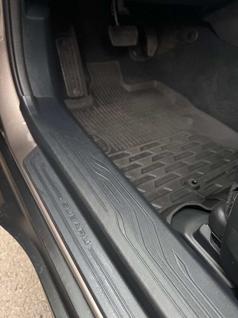 Used 2023 Subaru Outback Limited XT AWD/4WD image 14