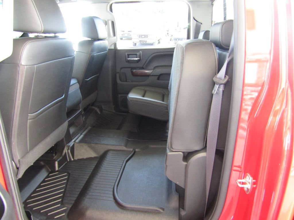 Used 2016 GMC Sierra 3500 SLE w/ SLE Preferred Package AWD/4WD image 32