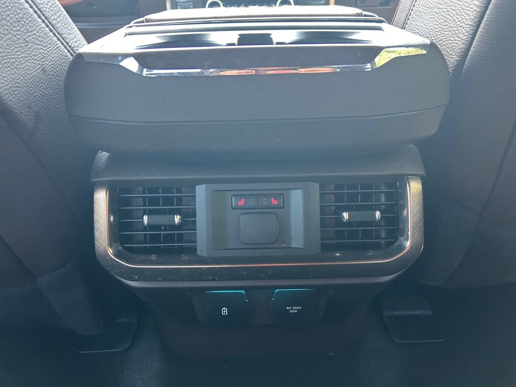 Used 2026 Ford F150 King Ranch w/ Equipment Group 601A High AWD/4WD image 24