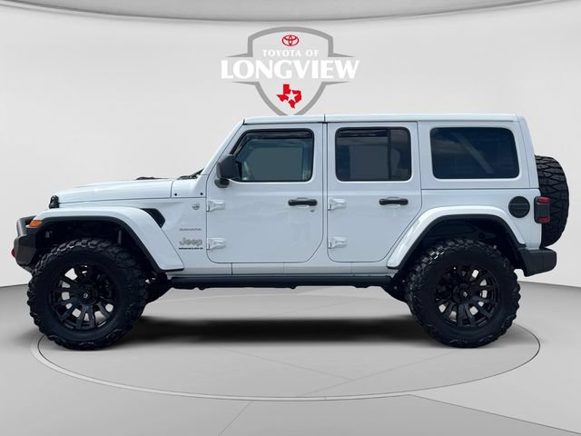 Used 2024 Jeep Wrangler Unlimited Sahara w/ Technology Group AWD/4WD image 2