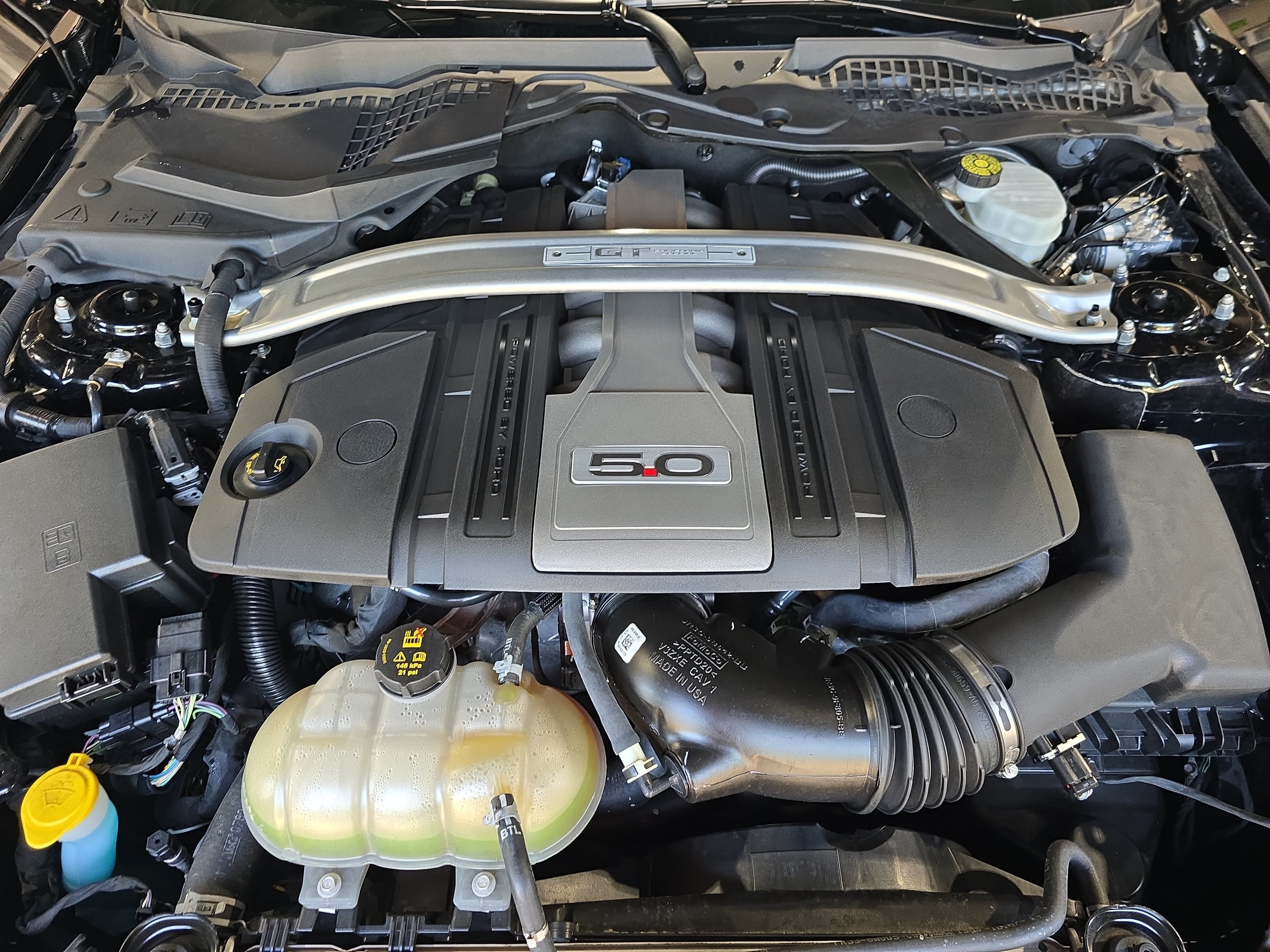 Used 2019 Ford Mustang GT Premium w/ Equipment Group 401A RWD image 25