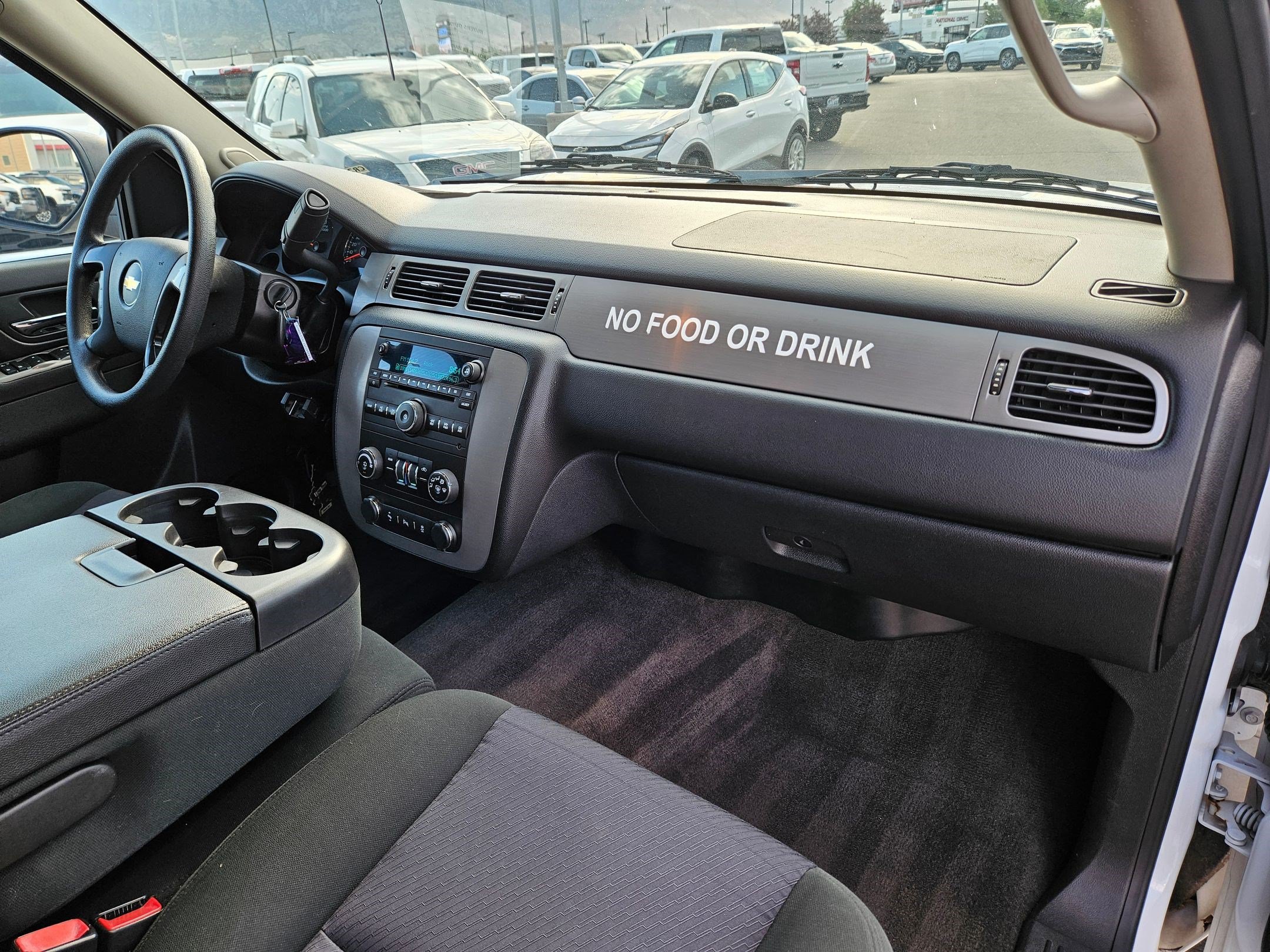 Used 2012 Chevrolet Suburban 4WD image 31