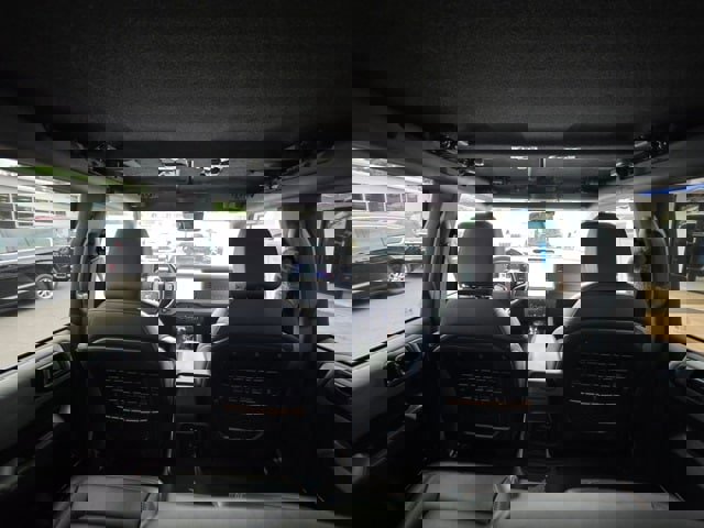 Used 2022 Ford Bronco Badlands image 11