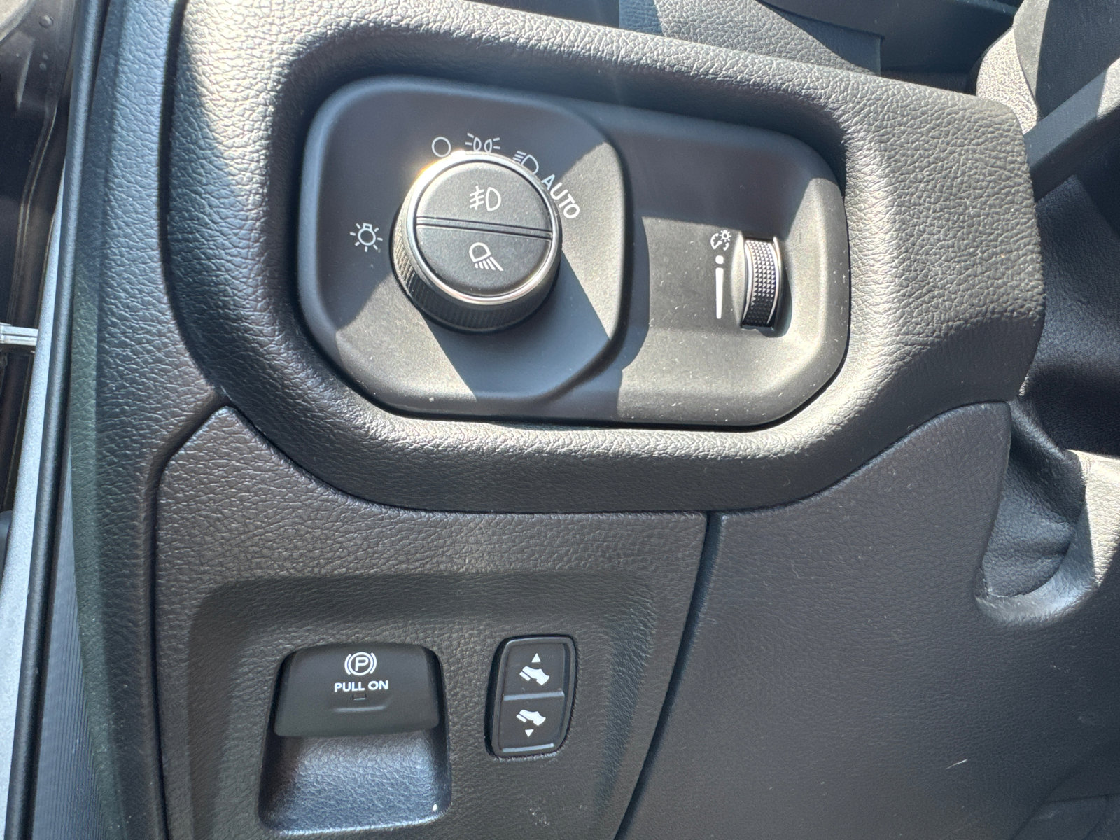 Used 2020 RAM 1500 Big Horn image 35