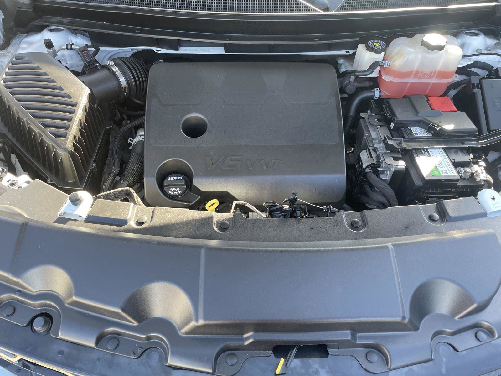 Used 2023 Chevrolet Traverse RS image 34