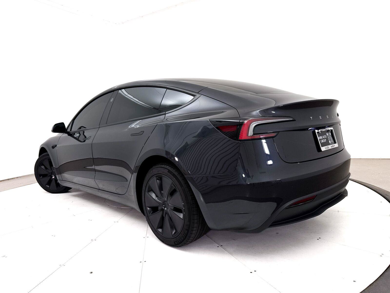 Used 2025 Tesla Model 3 Long Range RWD image 2