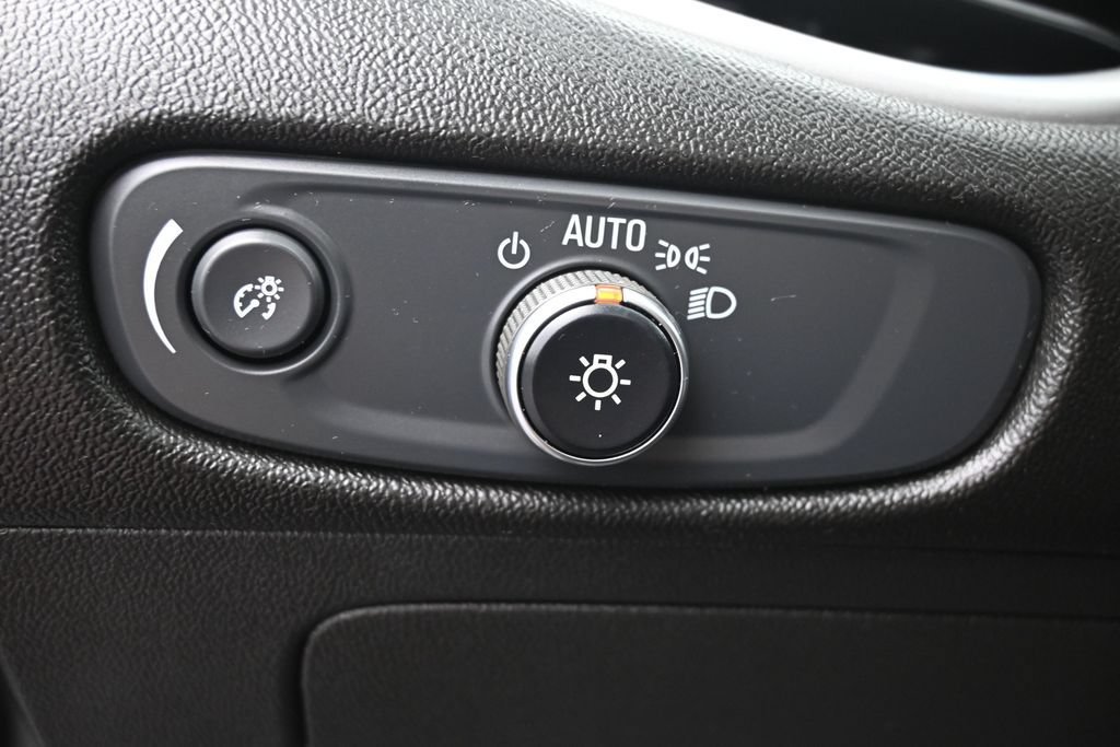 Used 2024 Chevrolet Malibu LT FWD image 23