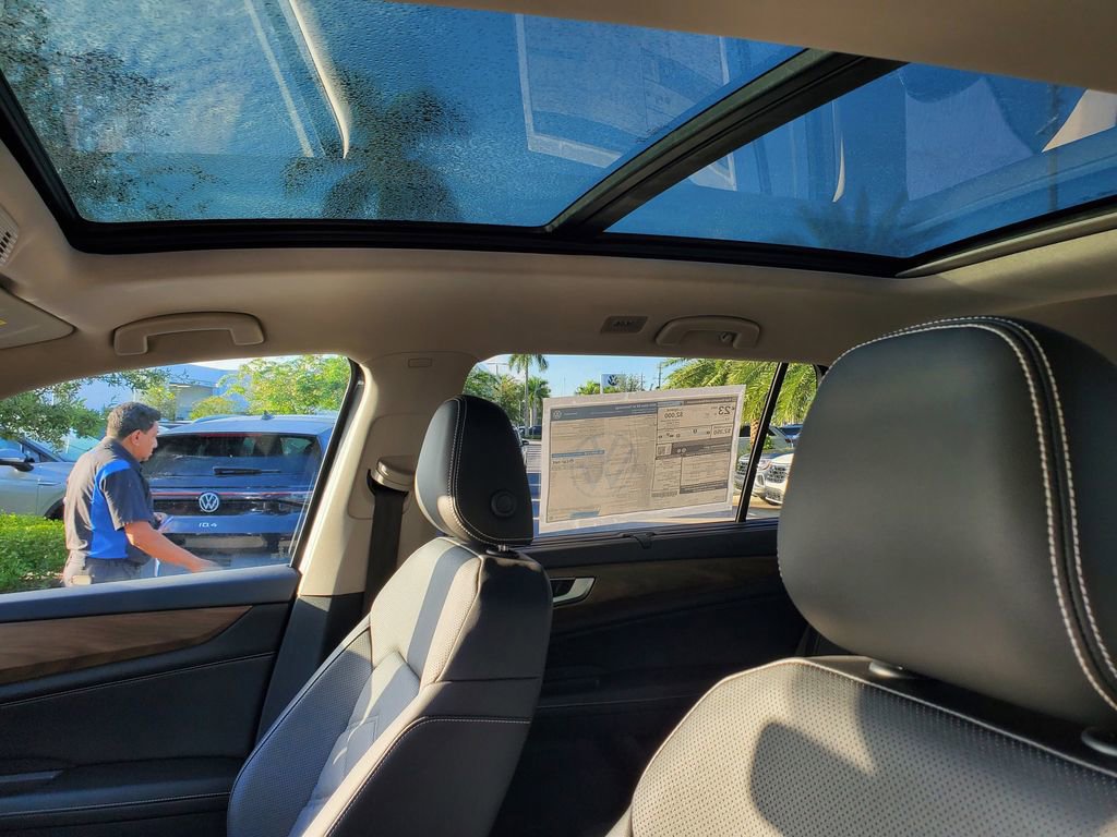 New 2026 Volkswagen Atlas SE image 6