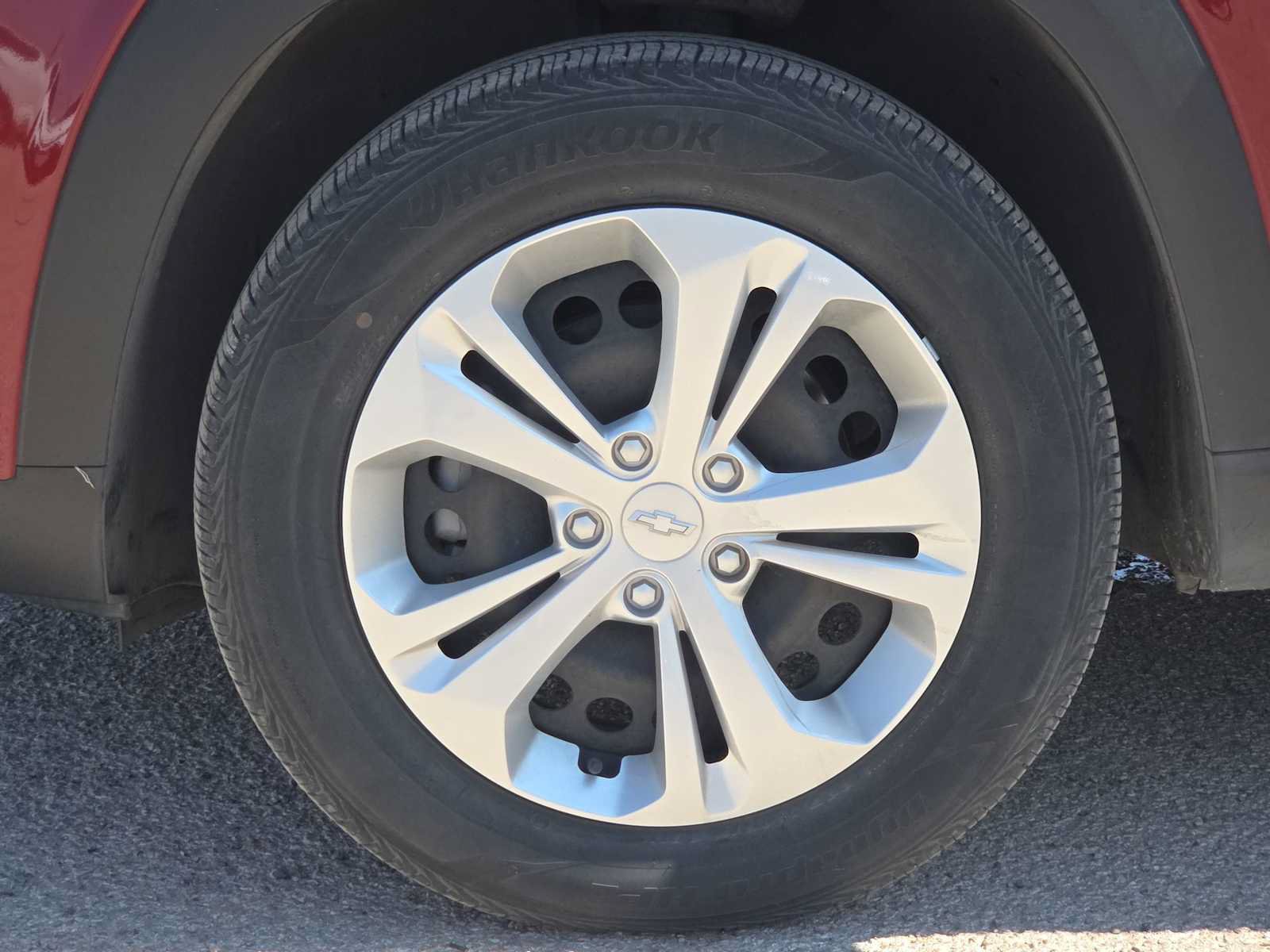 Used 2024 Chevrolet Trax LS FWD image 12