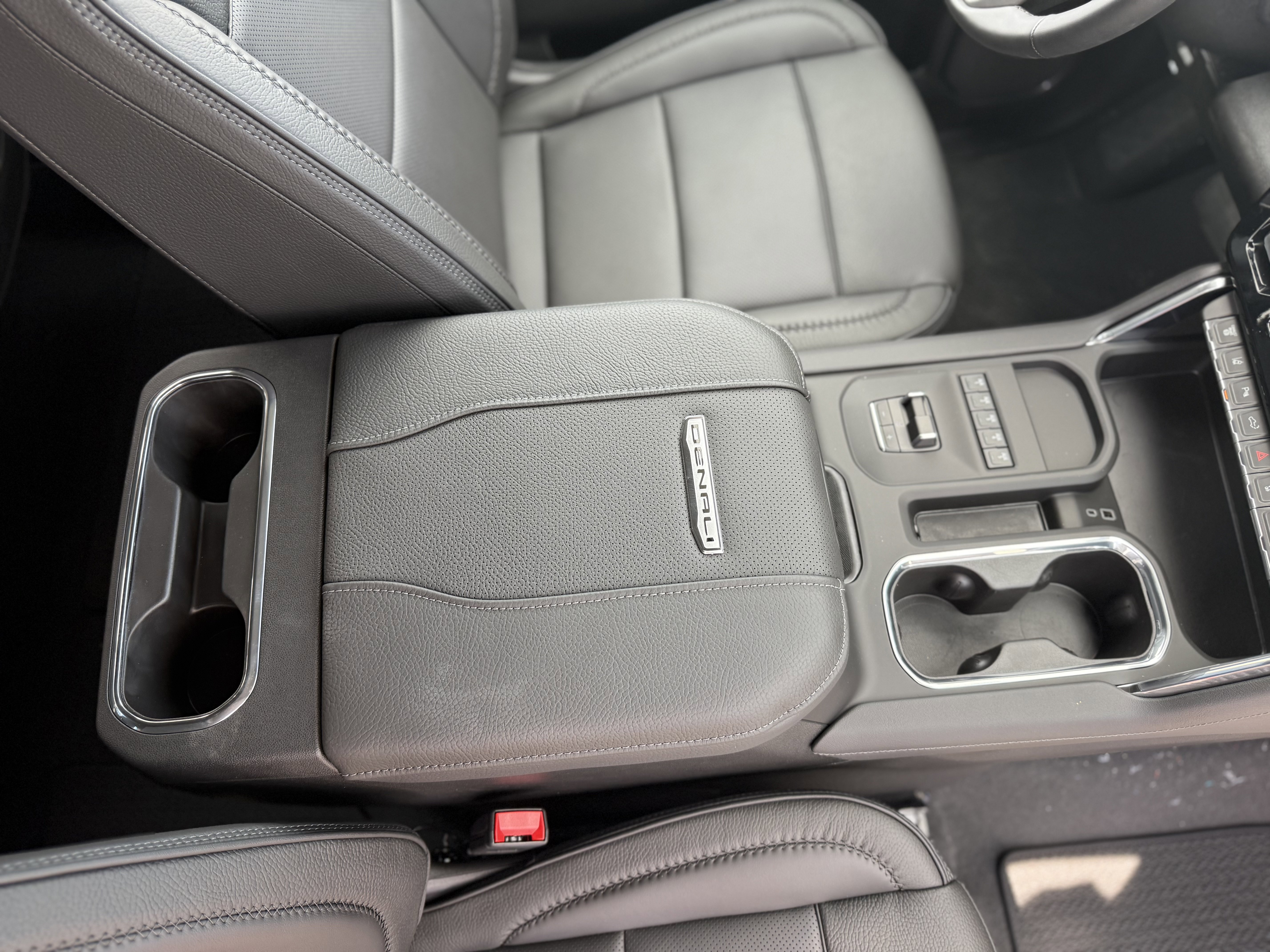 New 2025 GMC Sierra 3500 Denali w/ Technology Package image 25