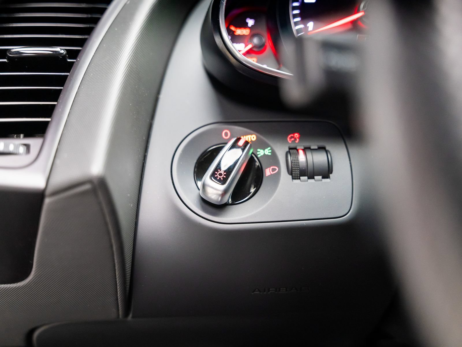 Used 2014 Audi R8 V8 AWD/4WD image 42