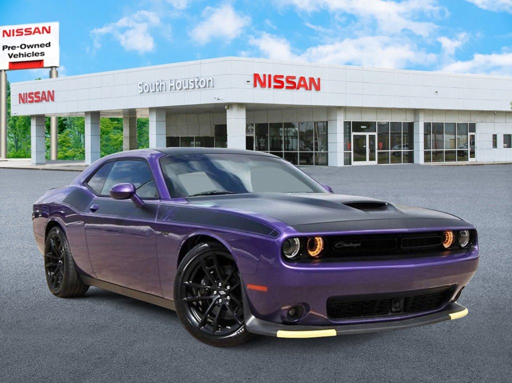 Used 2023 Dodge Challenger R/T Scat Pack image 1