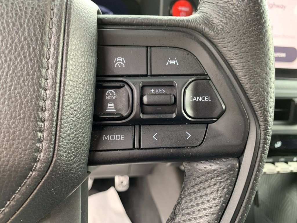 Used 2025 Toyota Tacoma TRD Pro AWD/4WD image 28