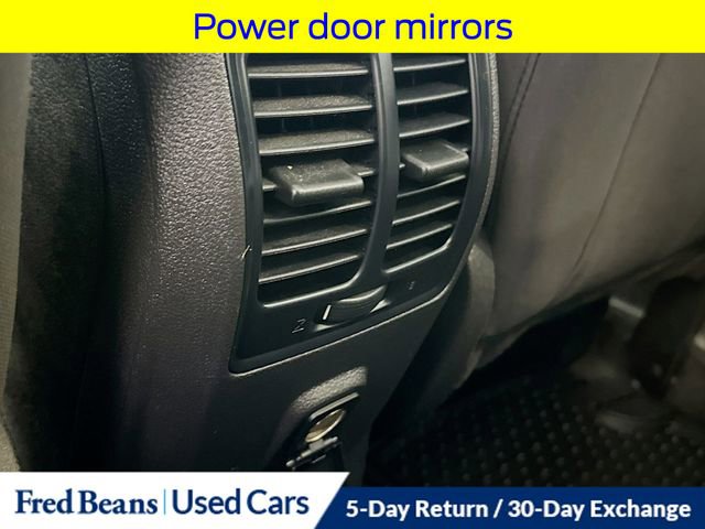 Used 2017 Ford Escape SE AWD/4WD image 29