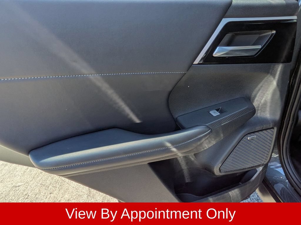 Used 2025 Mitsubishi Outlander SE AWD/4WD image 26