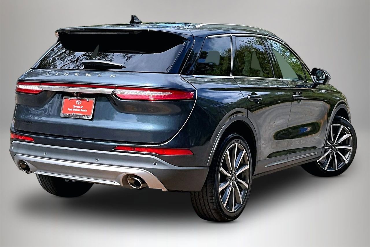 Used 2020 Lincoln Corsair Reserve image 5