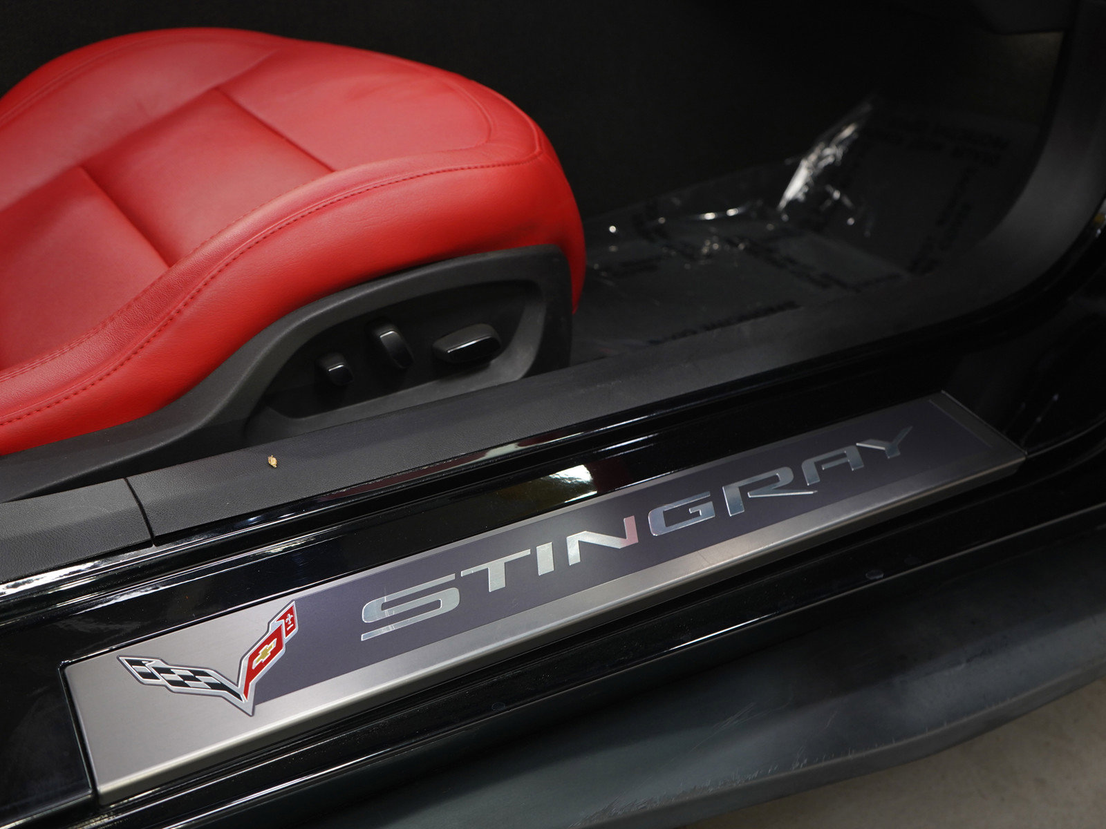 Used 2014 Chevrolet Corvette Stingray Coupe w/ 3LT Preferred Equipment Group RWD image 20