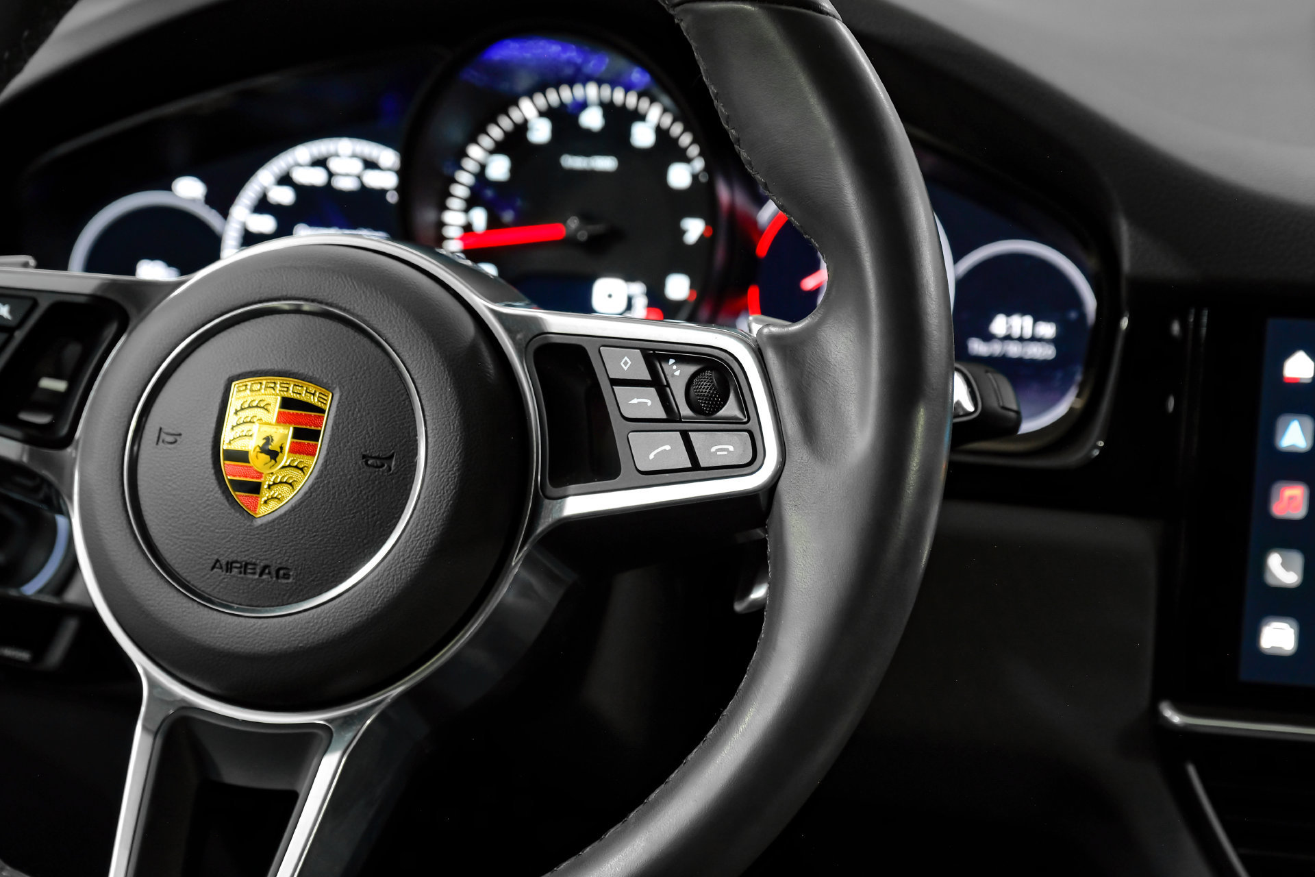 Used 2023 Porsche Cayenne AWD/4WD image 22
