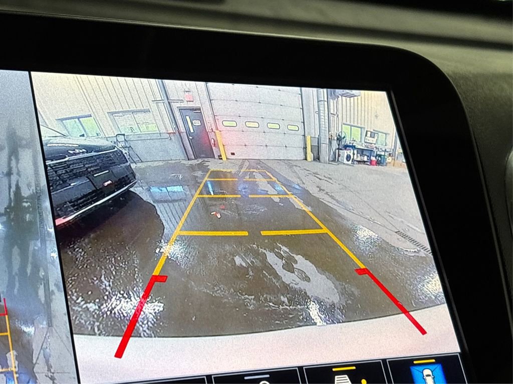 Used 2022 Chevrolet Equinox LT image 34