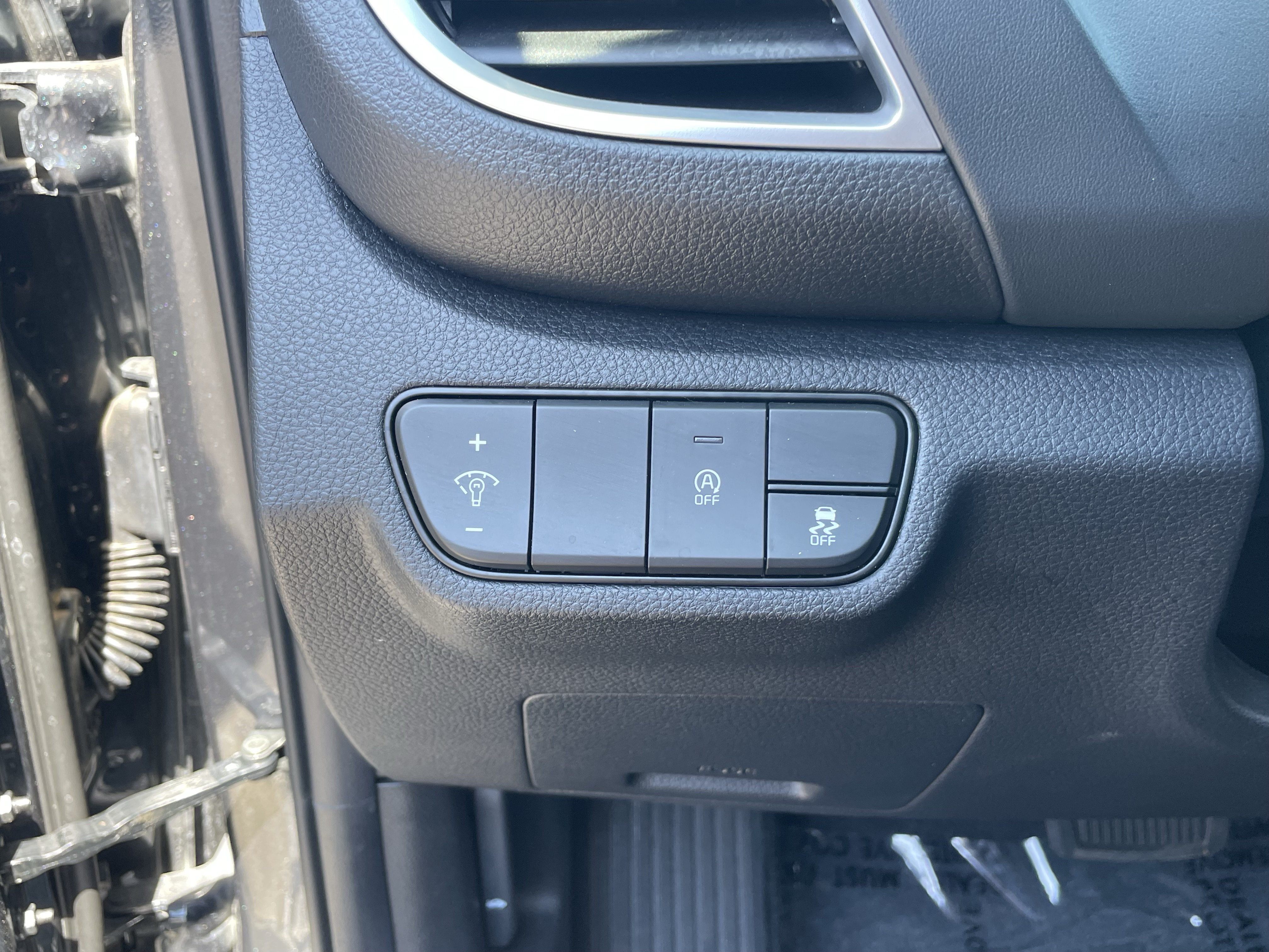 Certified 2025 Kia Seltos EX w/ EX Sunroof Package FWD image 29