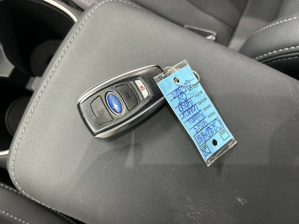 Used 2023 Subaru Legacy Limited AWD/4WD image 12