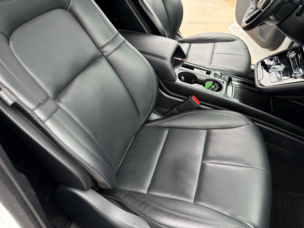 Used 2022 Lincoln Corsair AWD w/ Equipment Group 101A image 48