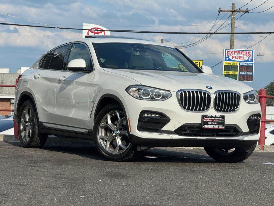 Used 2021 BMW X4 xDrive30i w/ EXECUTIVE PACKAGE w/ Premium Package AWD/4WD image 3