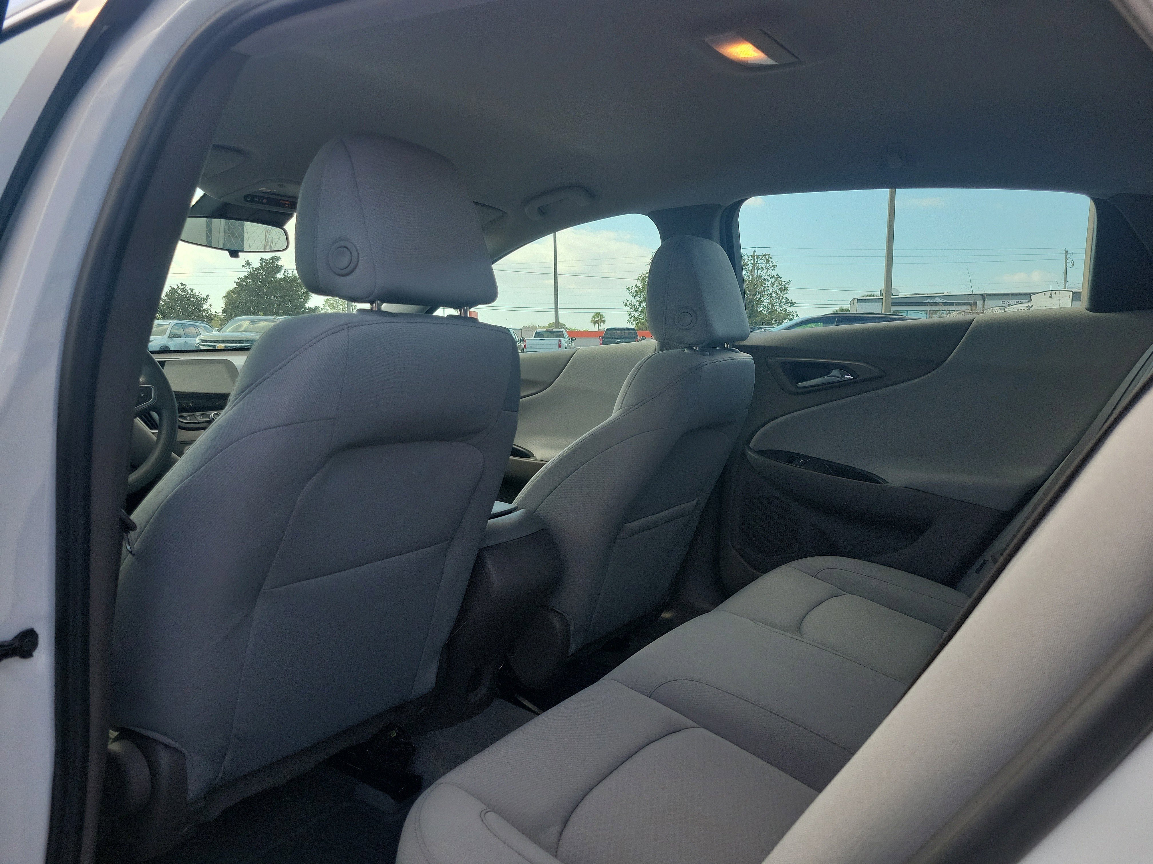 Used 2023 Chevrolet Malibu LS FWD image 12
