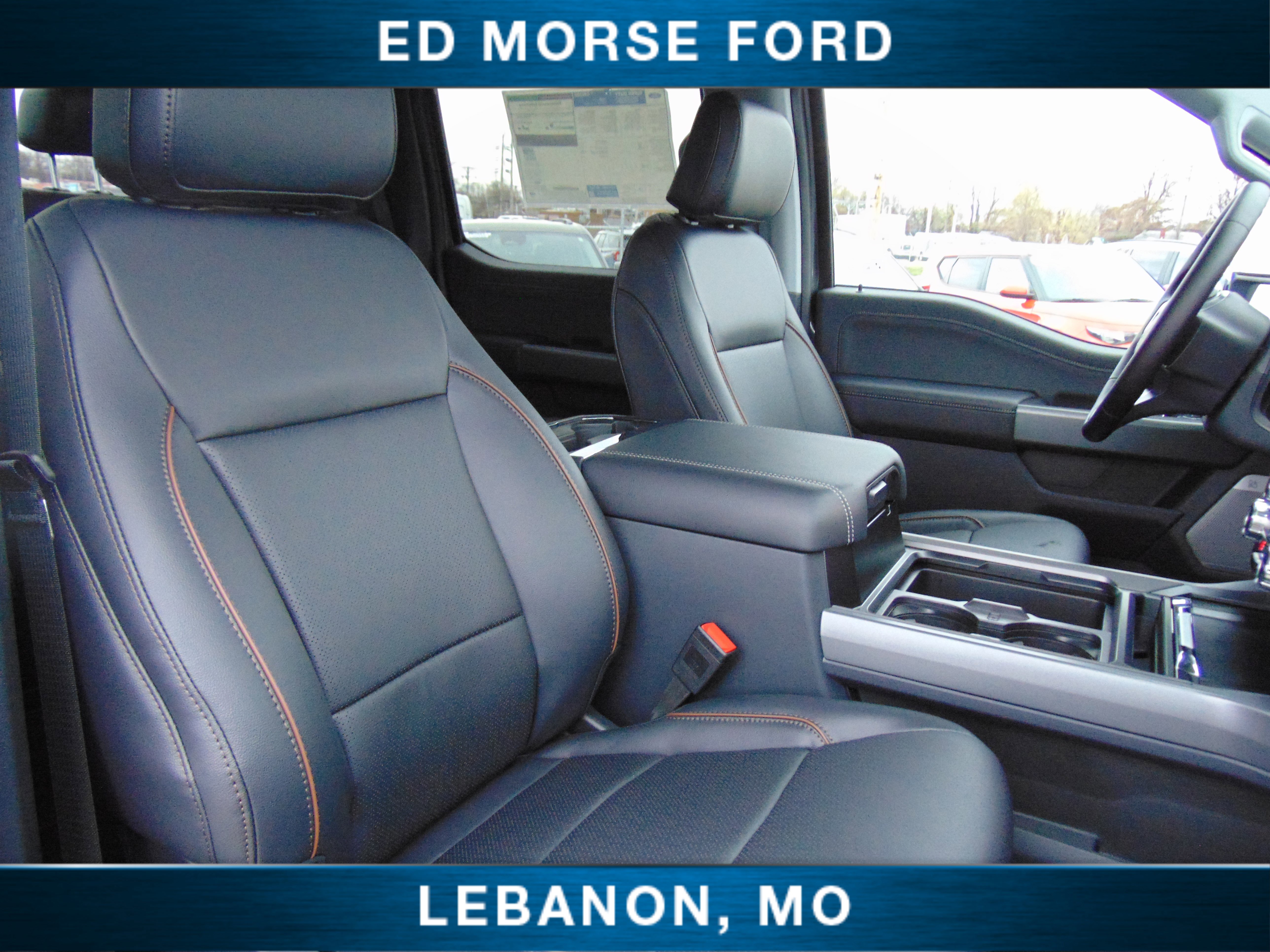 New 2026 Ford F250 Lariat w/ Black Appearance Package image 16