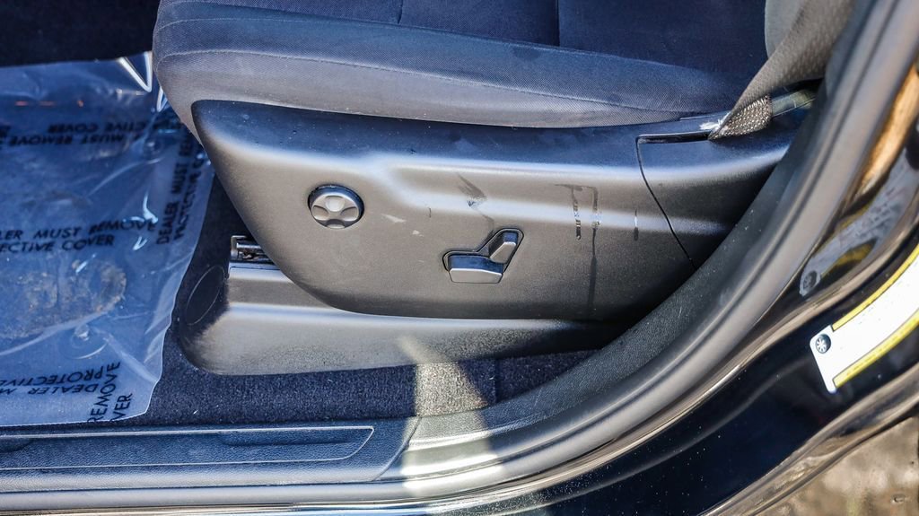 Certified 2024 Dodge Durango SXT w/ SXT Blacktop Group image 24